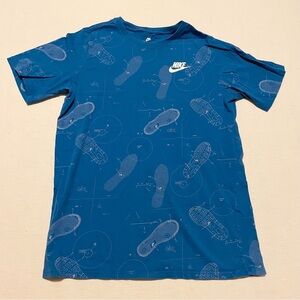 Nike Youth Boys Tshirt Blueprint Graphic Tee Size XL Shirt Athletic Cut